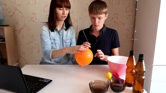 Опыты с воздушными шариками / Эксперименты для детей смотреть онлайн