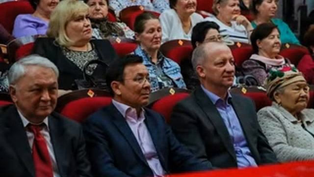 Праздник посвященный дню "Пожилых людей". смотреть онлайн