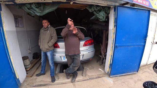Покатушки в мотоколонне. Китайский Акрапович.