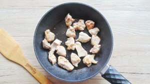 Свинина в горчичном соусе на сковороде