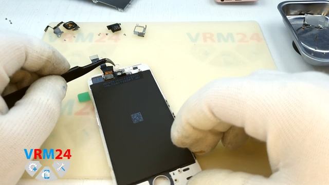 Как заменить дисплей ? Apple iPhone SE A1662 A1723 A1724