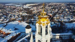 Колокольня Сергиевой Лавры - шедевр архитектуры. Центр православия