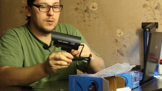 Бюджетная камера видеонаблюдения (муляж). смотреть онлайн