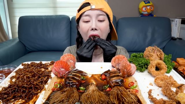 짜장 오징어 팽이버섯? 오징어 튀김 라면 레시피 먹방 Jjajang Squid & Enoki Mushrooms & Fried Calamari Mukbang ASMR Ssoyoun