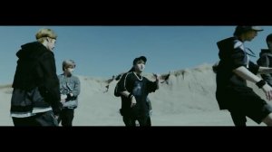 Stray Kids "Easy" M/V