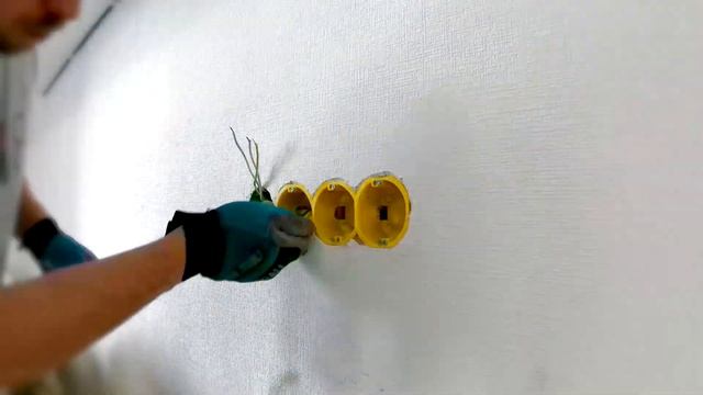 Электрик СПб | Добавление розеток без повреждения обоев смотреть онлайн