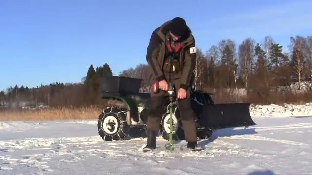 Pilkkiavanto akkukoneella, pilkkiretkeä helpottamaan смотреть онлайн