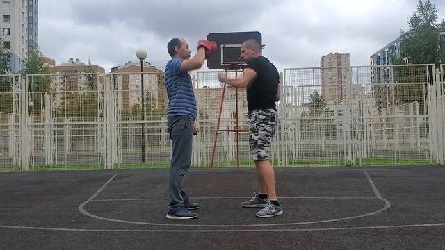 Самооборона - лягающий удар и неожиданный удар