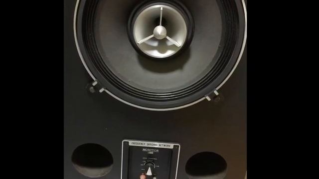 Victor S-3000 Monitor hiếm gặp! смотреть онлайн