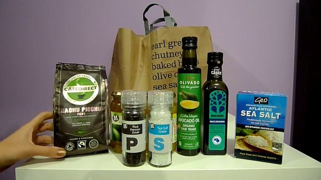 Распаковка продуктовой посылки с Amazon Fresh. Разные английские вкусности:) смотреть онлайн