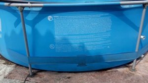 Чистим каркасный бассейн