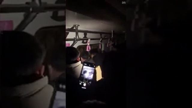 Вагоны поезда разъединились в метро Пекина во время движения