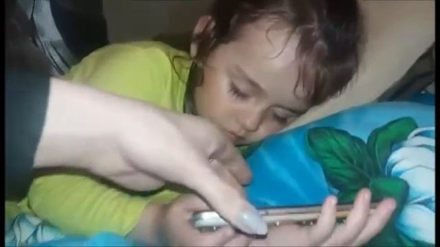 ТЕЛЕФОН ДЛЯ РЕБЕНКА вред или польза?! Влияние гаджетов на детей.