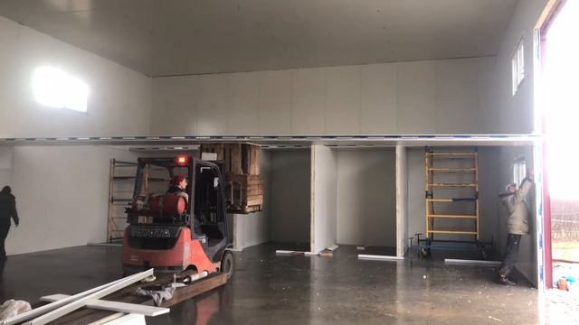 Монтаж потолочних сендвич панелей горсталь смотреть онлайн