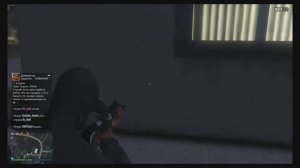Как в GTA 5 (Online) включить фонарик на оружии?
