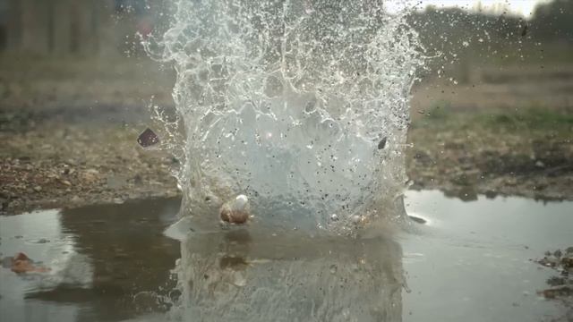 Huge Building Explosion at 2500fps - The Slow Mo Guys смотреть онлайн