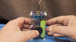 Прозрачный радиоприемник. Принимает на ДВ, СВ, КВ и УКВ. И радиолюбителей в SSB