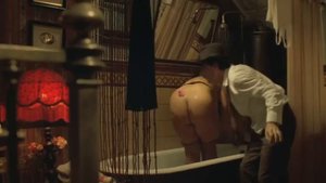 Сцена с цветком из фильма Андеграунд (Underground,1995) Эмира Кустурицы