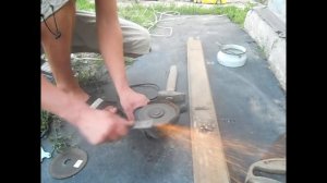 Самодельная газонокосилка. /Триммер/ из болгарки своими руками