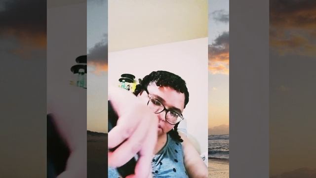 Easy (stove) tortilla pizza! (Plus picky kids tricks) смотреть онлайн