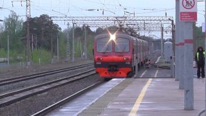 Электропоезд ЭД9М-0130 сообщением Гороховец - Нижний Новгород