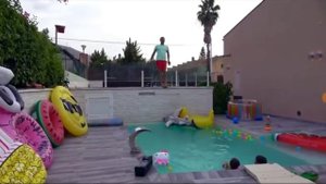 В бассейн до утра мистер макс