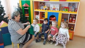 Образовательная деятельность в младшей группе "В гости к Маше".