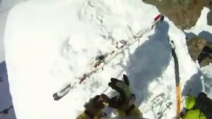 Упал со скалы