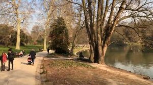 Parque Buttes Chaumont em Paris