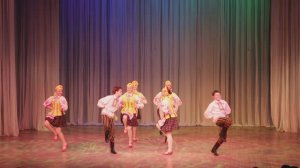 Ансамбль танца "Кудринка" - Белорусский танец "Крыжачок". Средняя группа