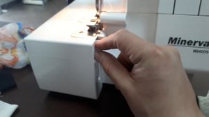 Оверлок Minerva M840DS, распошивальный шов