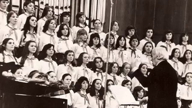 Ю. Чичков "Наша школьная страна", стихи К. Ибряева смотреть онлайн