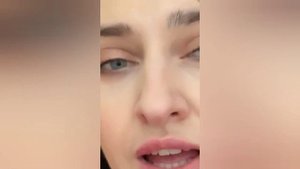 Женщина ищет женщину