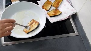 Рулетики из баклажанов с сыром Филадельфия и грецкими орехами