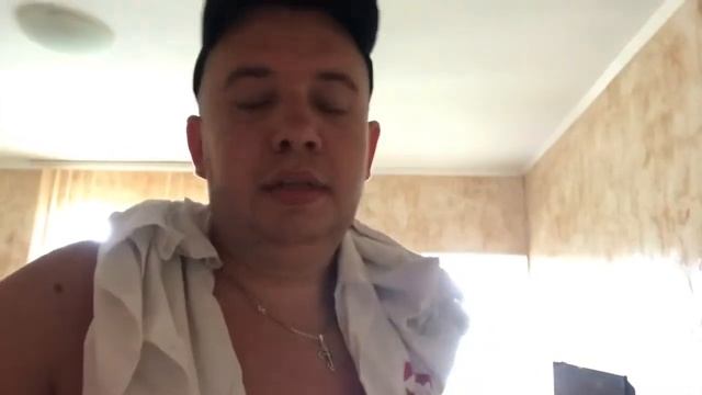 База отдыха Амулет. Железный Порт. Часть 1. Быстрый обзор комнаты. Шок от количества людей на море. смотреть онлайн