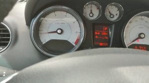 Меняем масло в двигателе ПЕЖО 408, по бразильской системе.