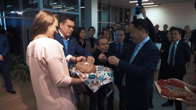 Автолайт - первый дилерский центр GAC в России! смотреть онлайн