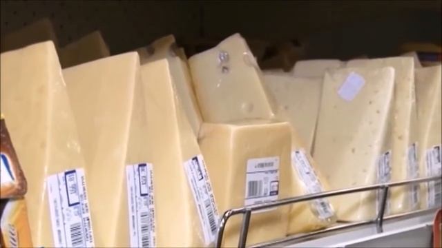 Просроченные продукты.  Как магазины обманывают с просрочкой.