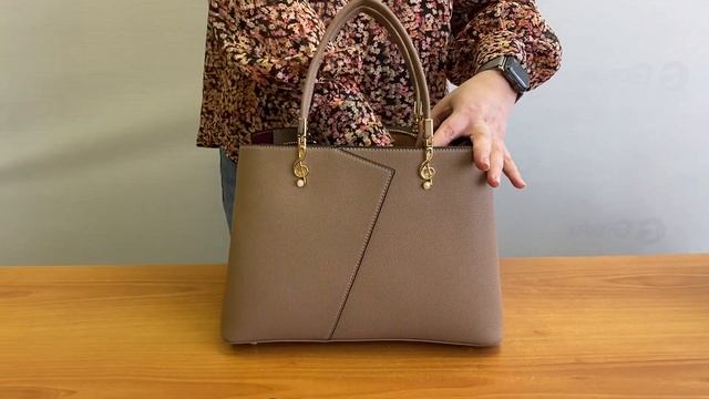 Кожаная женская сумка тоут со скрипичным ключом 1116NK0420 смотреть онлайн