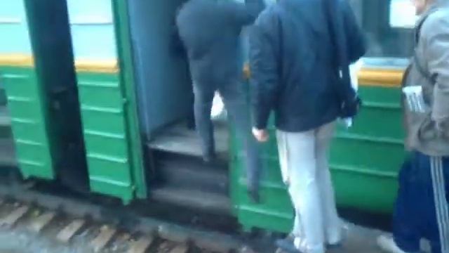 Ремонт платформы удельная или как попасть в электричку 2 смотреть онлайн