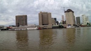 Новый Орлеан. Река Миссисипи. США. New Orleans - USA. Mississippi River. See from Tanker vessel.