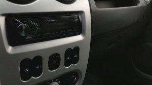 Renault Sandero, 2010, 1.6 MT (84 л.с.). Обзор Автосалон Boston от Дениса Митюшова