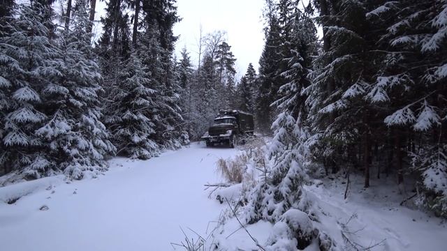 Зимний оффроуд на ЗИЛ 131 смотреть онлайн