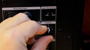 Обзор студийных мониторов JBL LSR 305