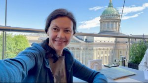 Ресторан на крыше Terrassa с видом на Казанский собор. Санкт-Петербург.