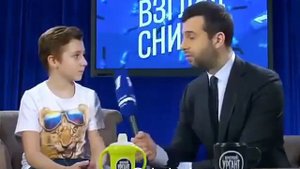 Почему женщины называют курицамы а мужчин петухами????