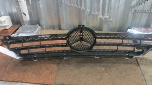 Решетка радиатора с накладкой Мерседес Спринтер A9018800385, 9018800385