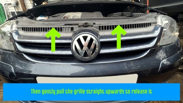 Volkswagen Golf Plus 2007 1.6FSI Front Grille Removal/Replacement смотреть онлайн