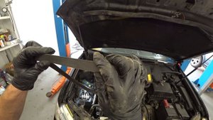Camry 50 "Три Ольги" Серия 3. Замена обводного ремня на моторе 2.5