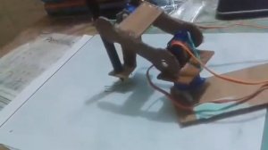 Robotic Arm using SG-90 servo motors which can draw!